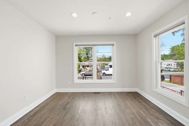 Building Photo - 3803 Allison St