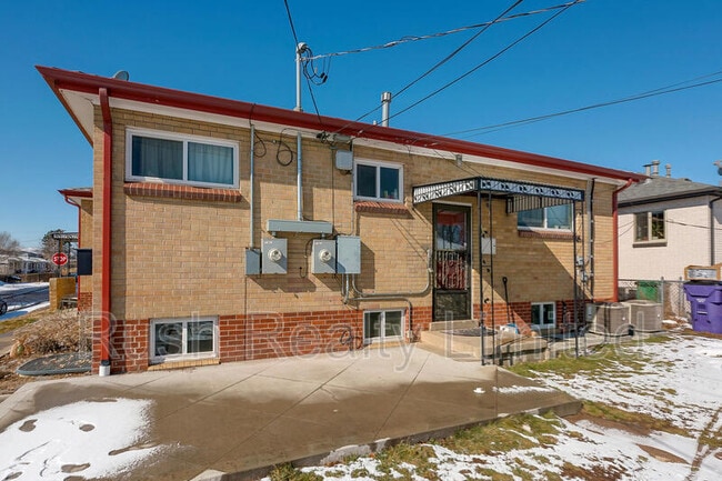 Building Photo - 4745 W 13th Ave