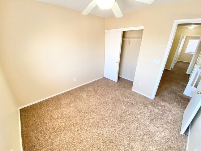 Building Photo - WONDERFULL 2STORY WITH 3 BEDROOM,  LOFT & 2 CAR GARAGE