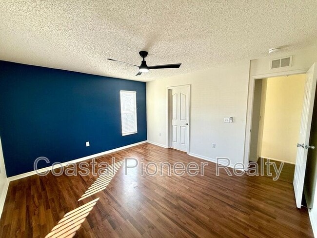 Building Photo - 4311 Deermont Cir