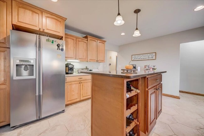 Building Photo - Spacious Elm Grove 3BR/2BA Ranch Single Fa...