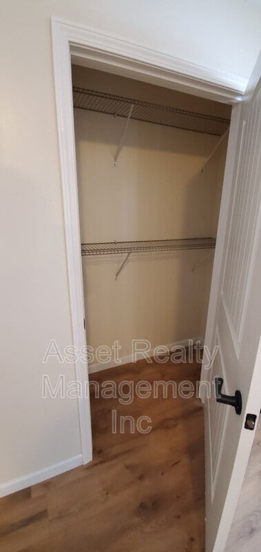 Building Photo - 302 Joel Rd