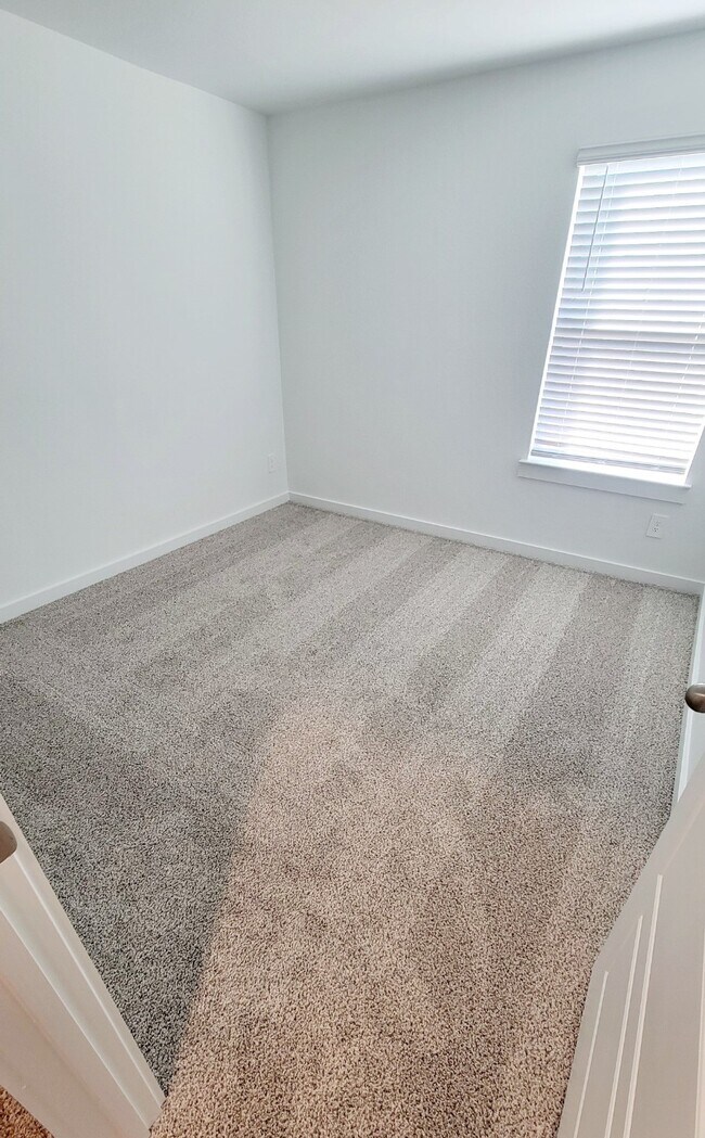 Building Photo - 12236 City Rose Ct