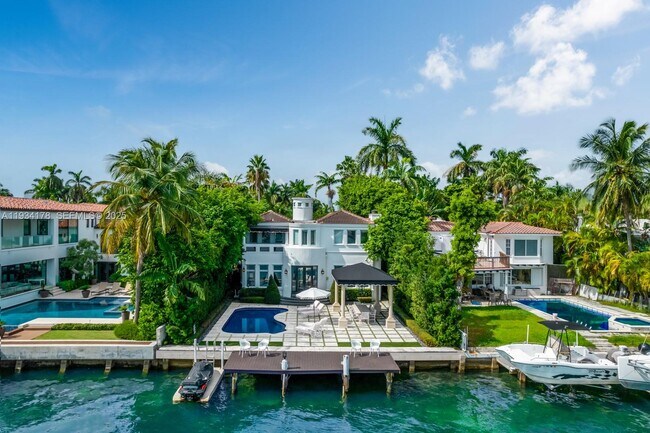 Building Photo - 315 E San Marino Dr