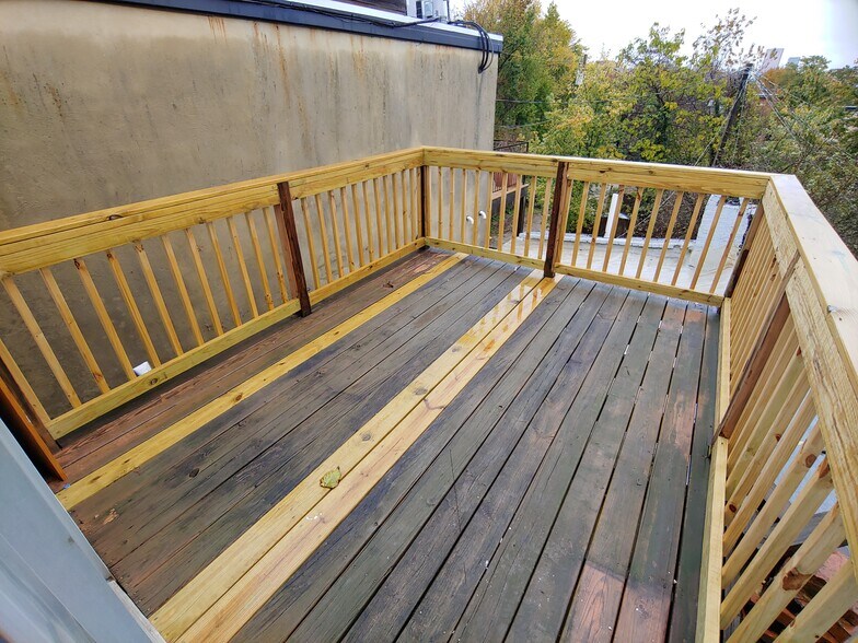 Building Photo - 33 S Calhoun St