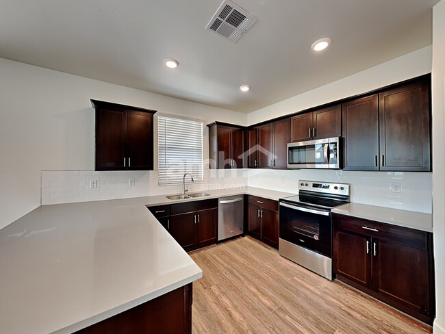 Building Photo - 21566 S 231st Way