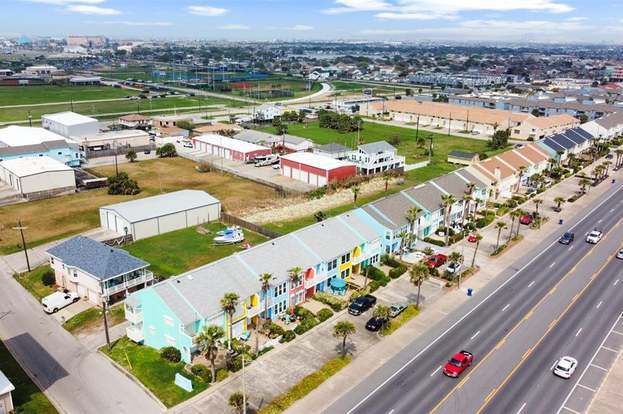 Building Photo - 8416 Seawall Blvd