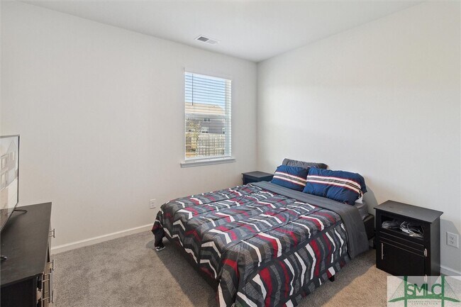 Building Photo - 352 Wedge Cir