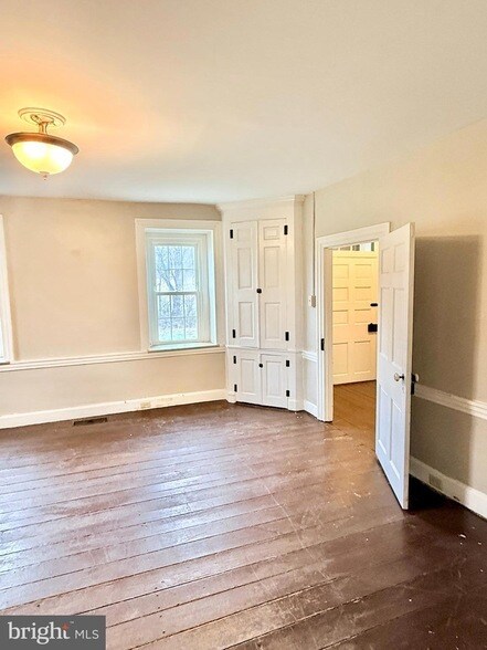 Building Photo - 2196 Limekiln Rd