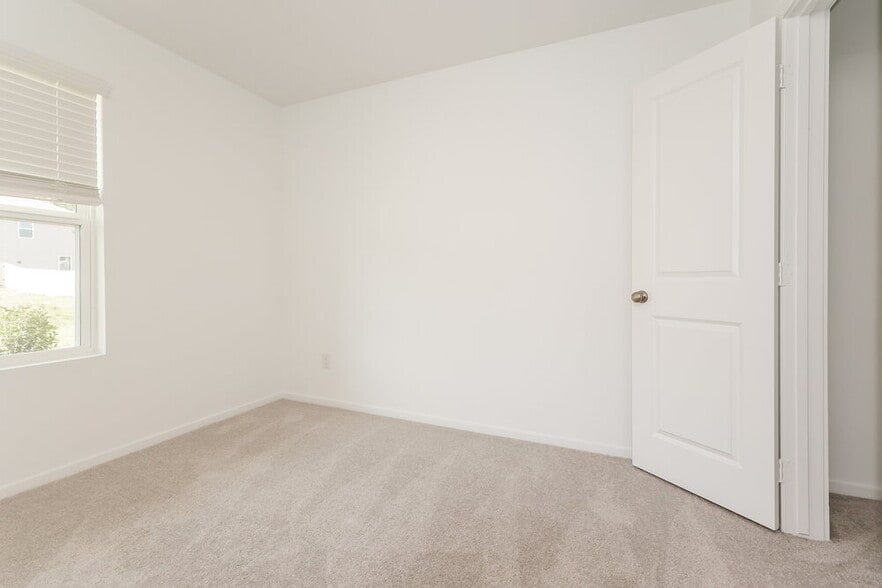 Building Photo - 16118 Hatton Dr