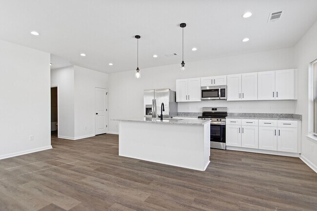 Building Photo - 1800 S Harrison St