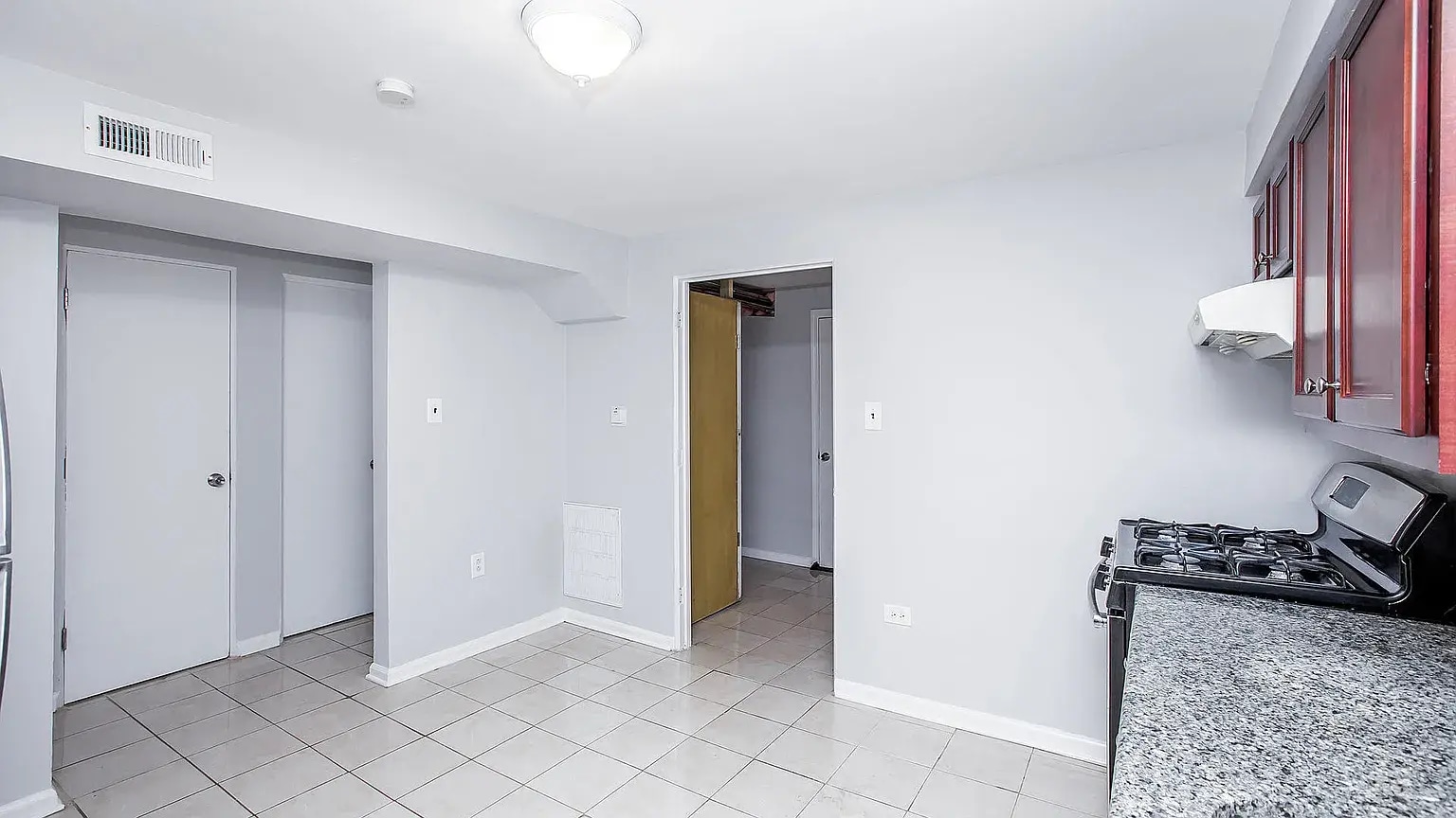 Building Photo - 5439 W Schubert Ave