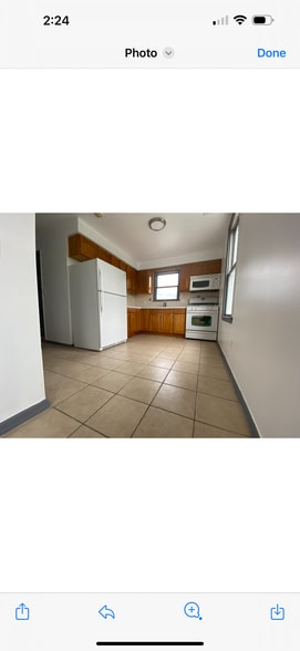 Building Photo - 68 Newark Pompton Tpke
