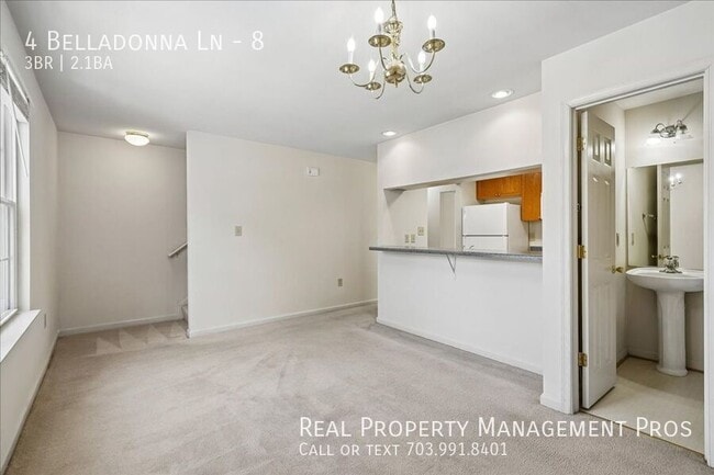 Building Photo - 4 Belladonna Ln