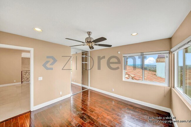 Building Photo - 20 Sierra Vista