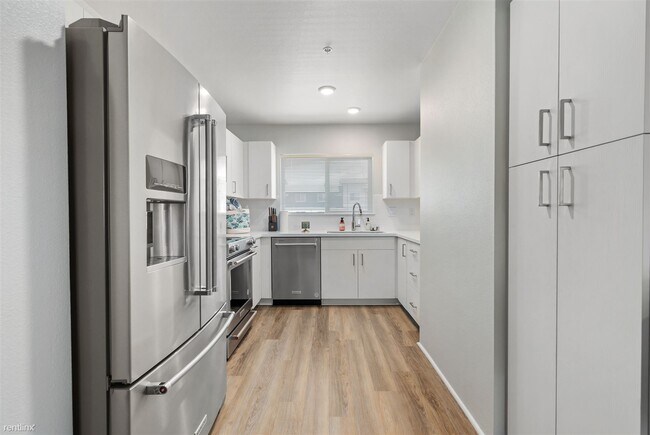 Building Photo - 3 br, 3.5 bath Townhome - 91-3575 Iwikuamo...