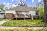 Building Photo - 814 Everett St