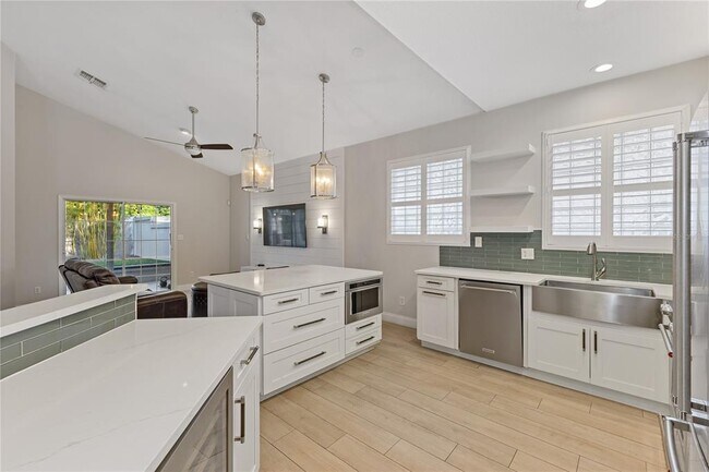Building Photo - 8407 Foxworth Cir