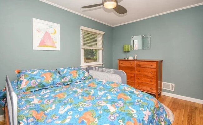 Building Photo - 19 Beatty St