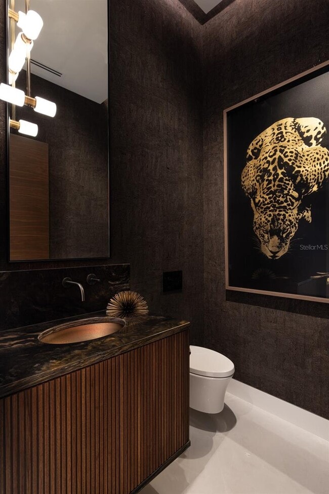 Building Photo - 1221 Richmond Rd