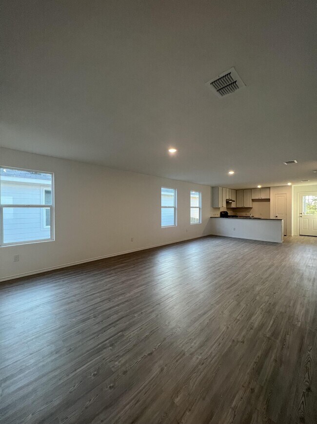 Building Photo - 14823 Brandy Bnd