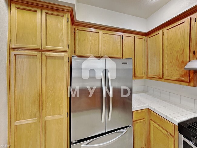 Building Photo - 3 br, 2.5 bath Townhome - 3597 Dayton Common
