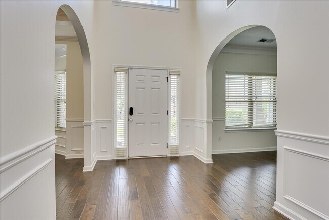 Building Photo - 873 Rollo Domino Cir