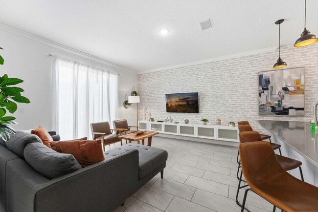 Primary Photo - 4224 Paragraph Dr