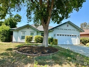Building Photo - House Available Now!