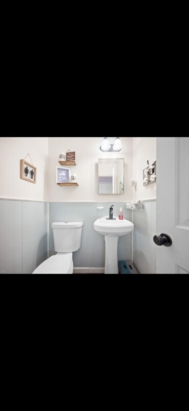 Building Photo - 1240 Patrick Ln