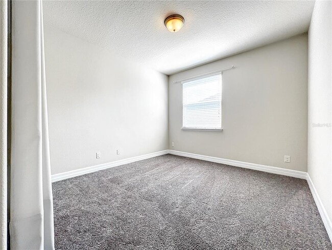 Building Photo - 4993 Southlawn Ave