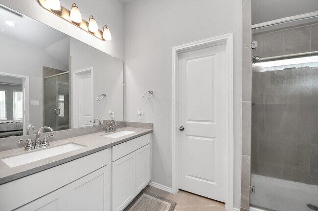 Building Photo - 20755 Sunseed Dr