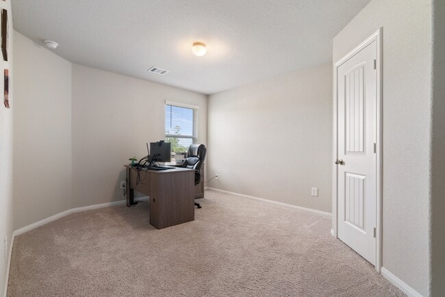 Building Photo - 2576 Westslope Dr