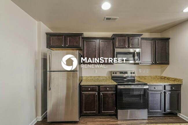 Building Photo - 3 Bedroom Pet-Friendly Home in MONTEVALLO, AL with Main Street Renewal