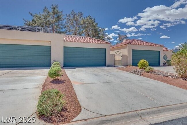 Building Photo - 2723 Seabridge Dr