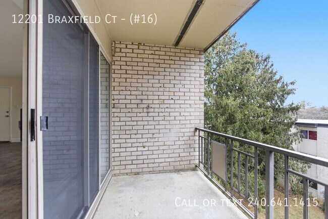 Building Photo - 12201 Braxfield Ct