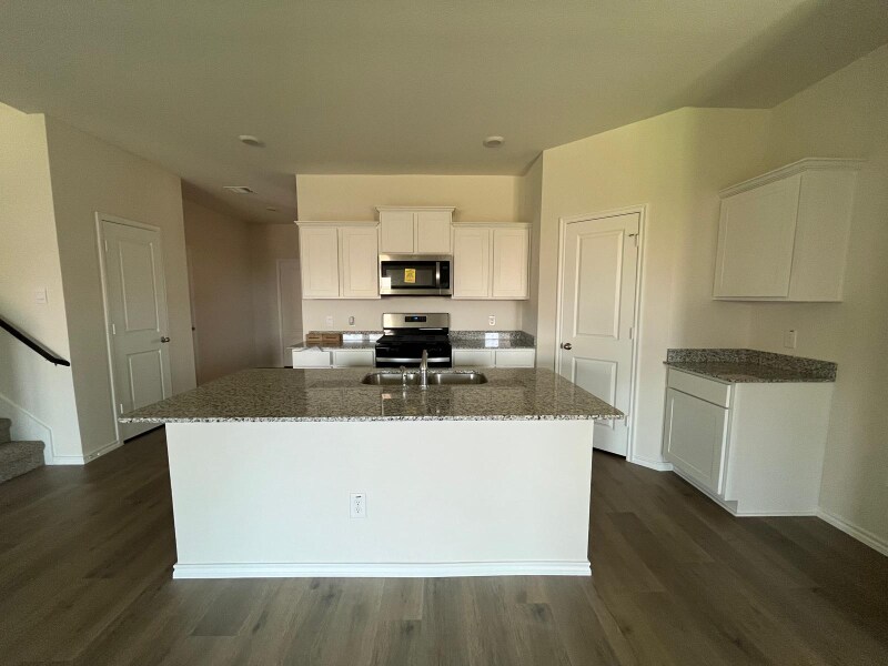Building Photo - 3904 Malachite Dr