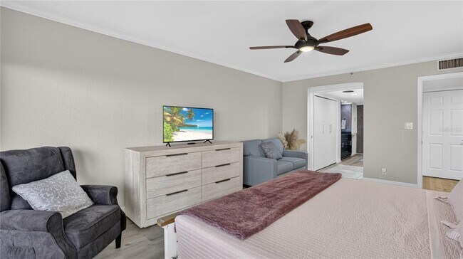 Building Photo - 1480 Gulf Blvd