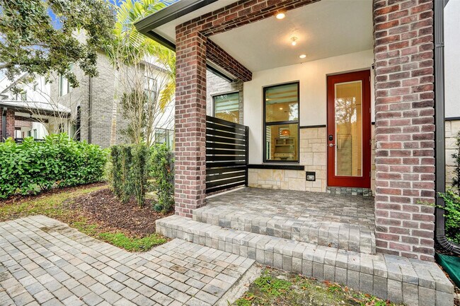 Building Photo - 8355 NW 7th Pl