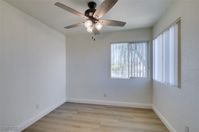 Building Photo - 1860 N Decatur Blvd