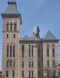 Building Photo - 30 W Broad St