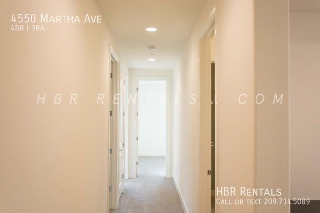 Building Photo - 4550 Martha Ave