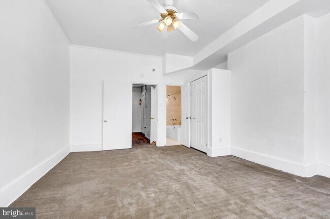 Building Photo - 1852 5th St NW