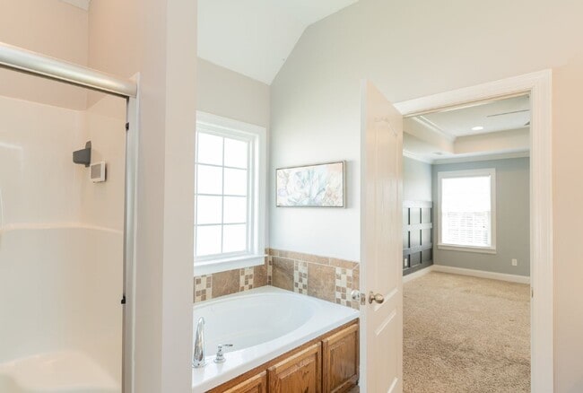 Building Photo - Coming soon!! Harrison Home with Finished Basement & Scenic Views