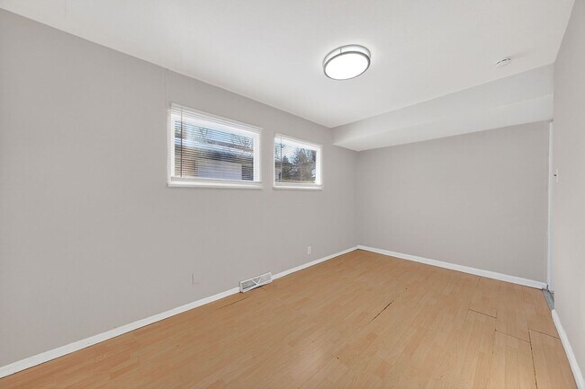 Building Photo - For Rent – 3 Bedroom Home | Section 8 Welcome