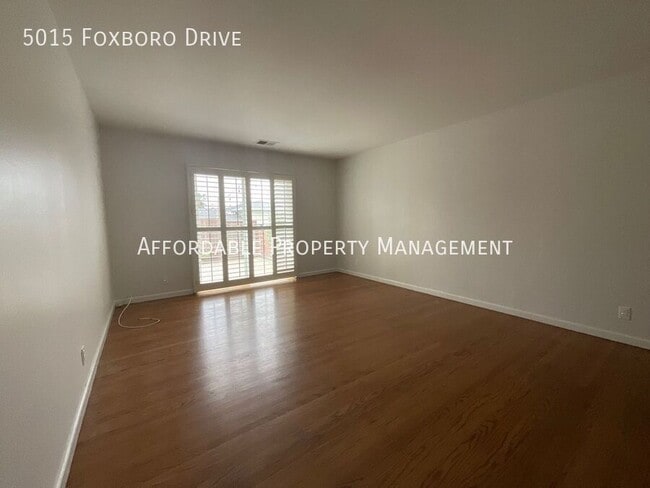 Building Photo - 5015 Foxboro Dr