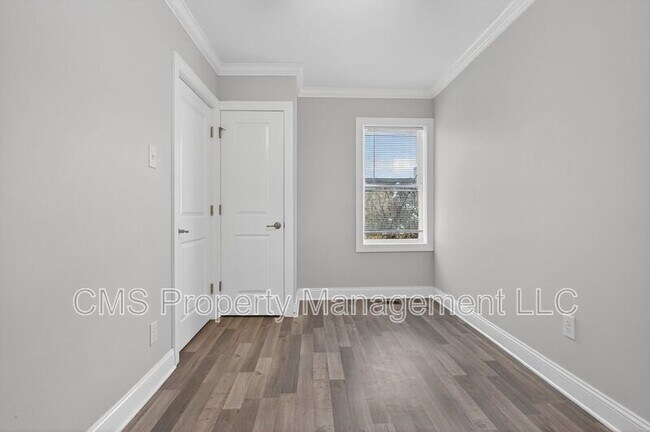 Building Photo - 39 Carroll St