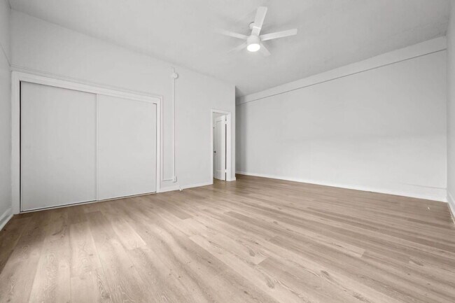Building Photo - 751 Normandie Ave