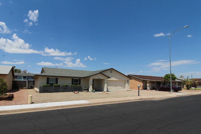 Building Photo - 258 N Winterhaven