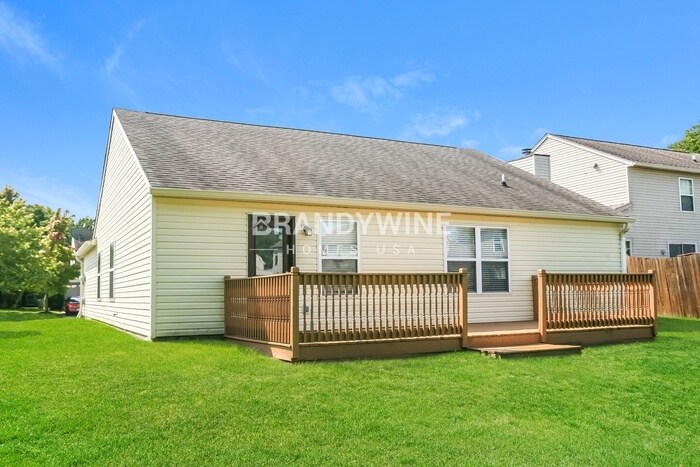 Building Photo - 3236 Weller Dr